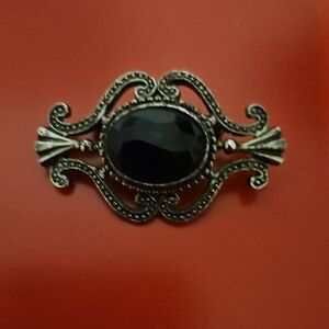 Vintage Silver Tone Brooch Pin  Filigree Faceted Stone